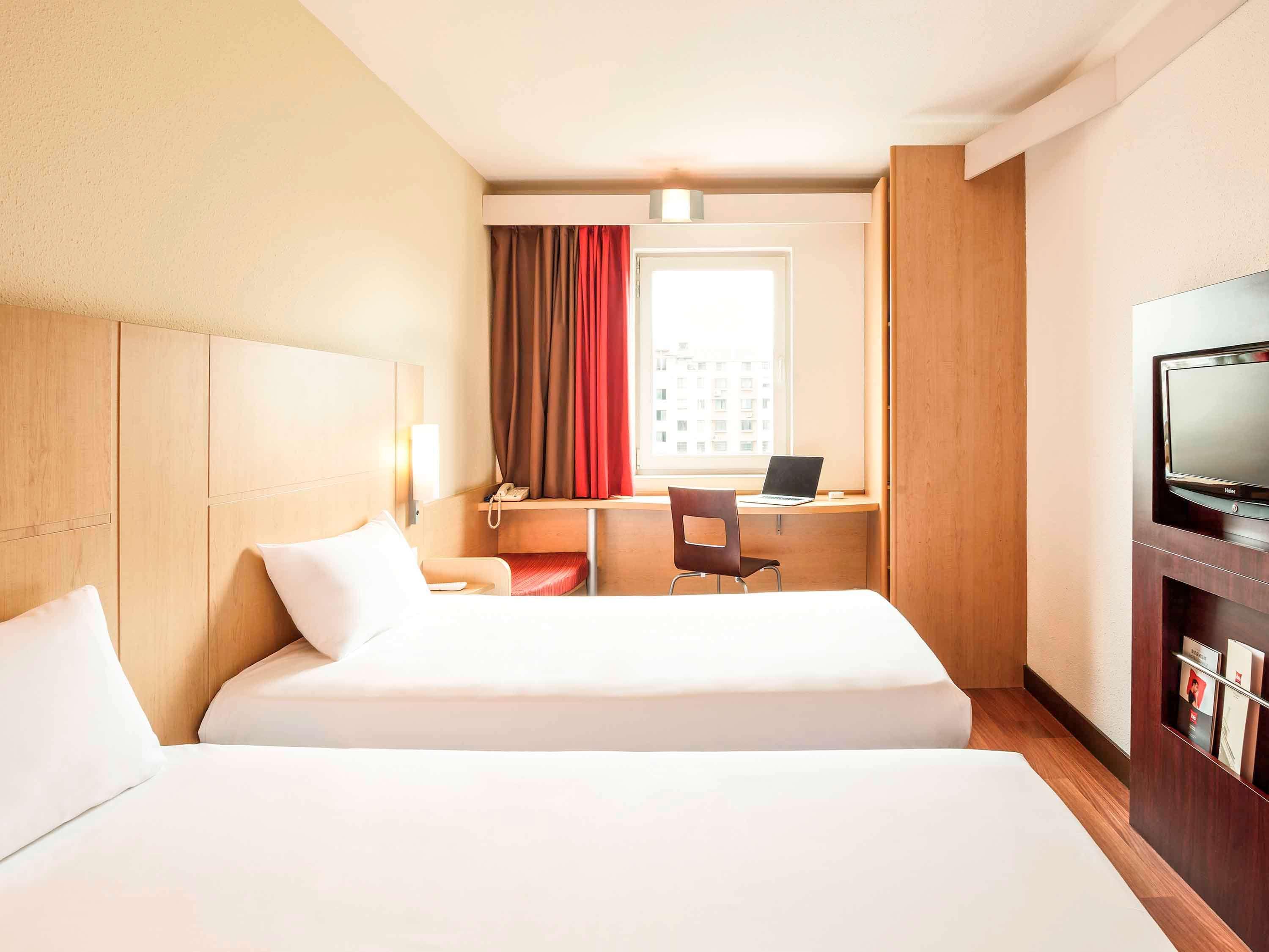 Ibis Wuxi Hi Tech Hotel Buitenkant foto