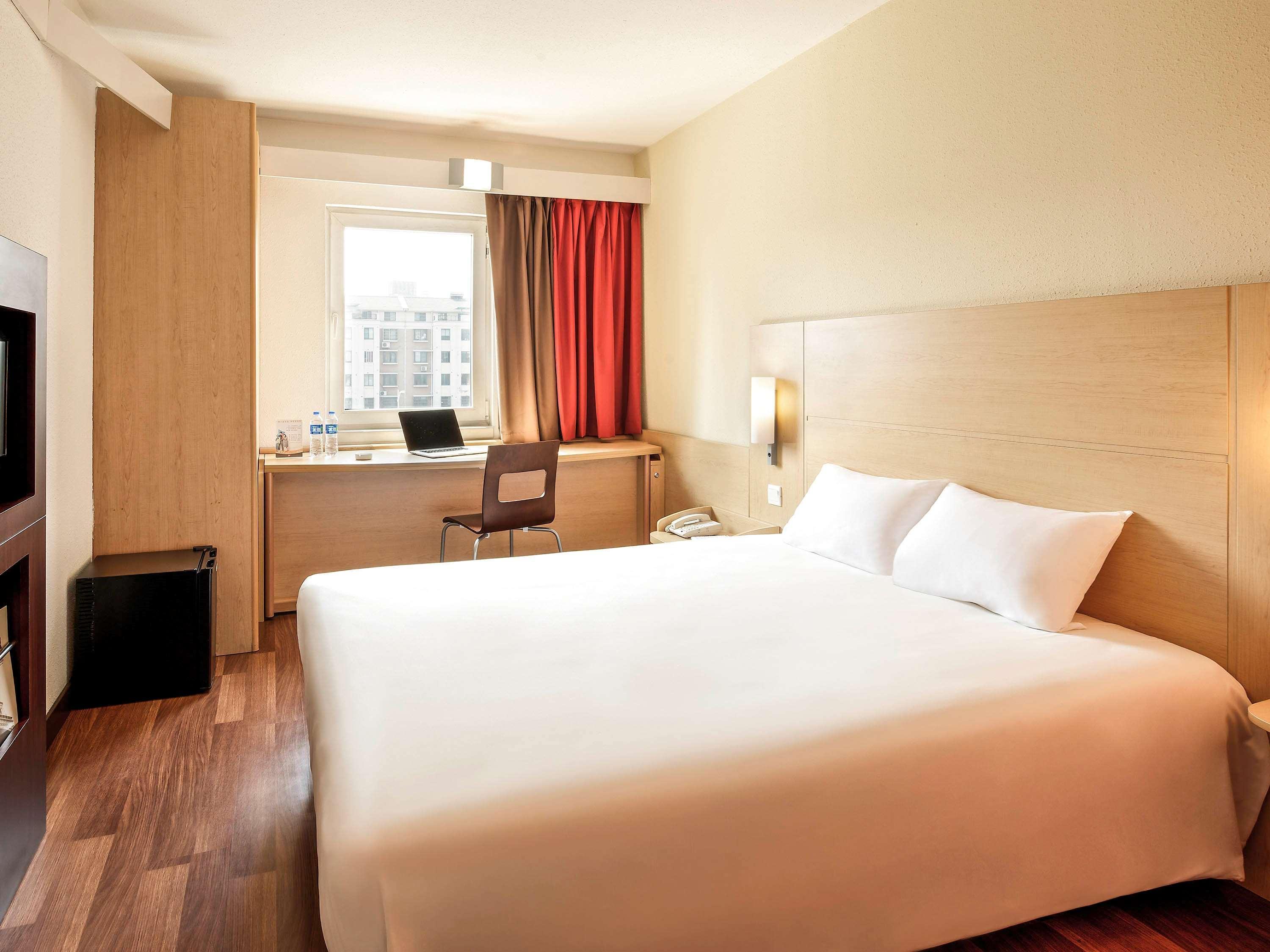 Ibis Wuxi Hi Tech Hotel Buitenkant foto
