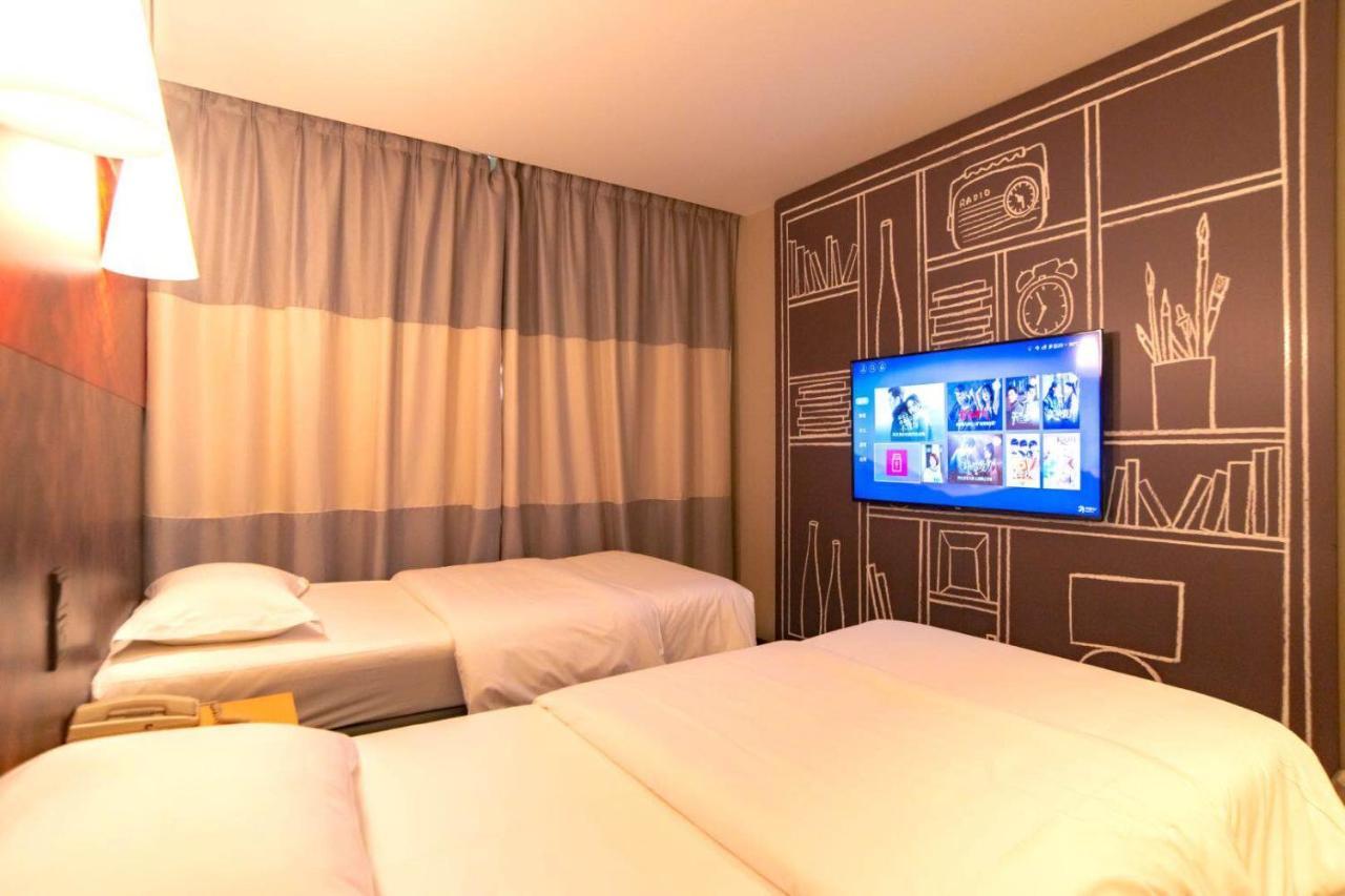 Ibis Wuxi Hi Tech Hotel Buitenkant foto
